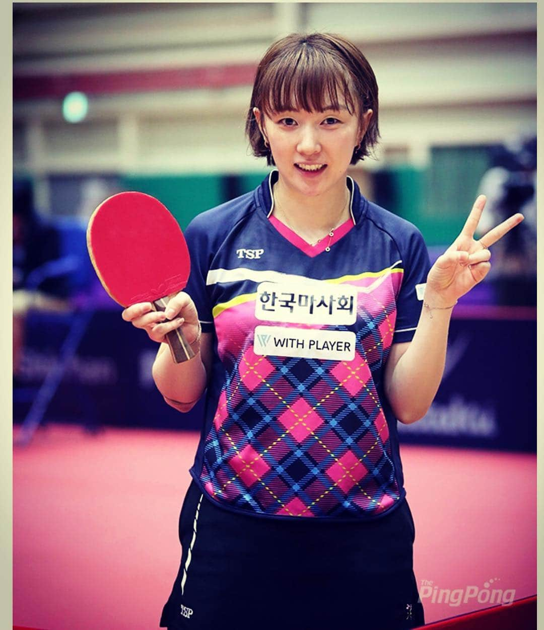 ソ・ヒョウオンさんのインスタグラム写真 - (ソ・ヒョウオンInstagram)「🏓✌️Merry Christmas 🎄🎊🎉」12月25日 18時24分 - suh_hyowon_