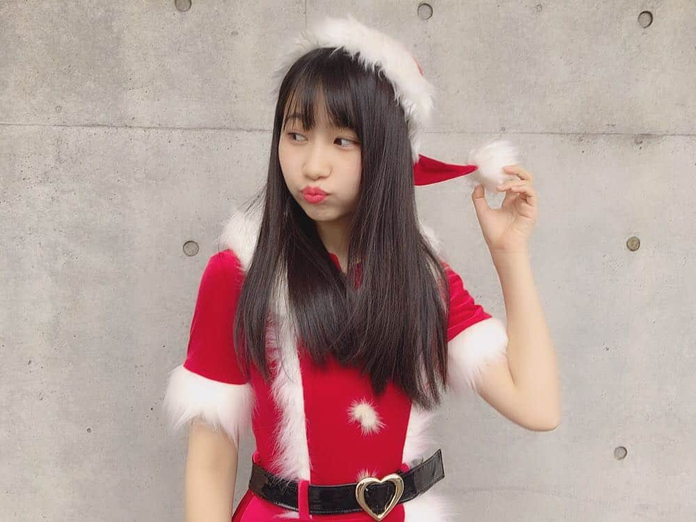 伊藤優絵瑠さんのインスタグラム写真 - (伊藤優絵瑠Instagram)「🎄 MerryX'mas 🎅🏻 #クリスマス #サンタさん」12月25日 19時51分 - yueruito_1024