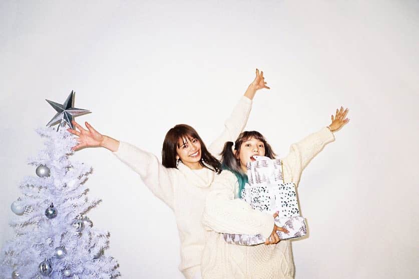 須田アンナさんのインスタグラム写真 - (須田アンナInstagram)「. Wish Ü a Merry Xmas!🎄🎅🏻💖 #photobyayainvivi」12月25日 20時08分 - annastagram.official
