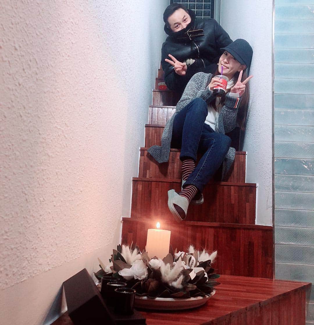 BoAのインスタグラム：「크리스마스아모르 🤣 내년에도 곡 쓰자요 🎵✔️ @log_stainboys」