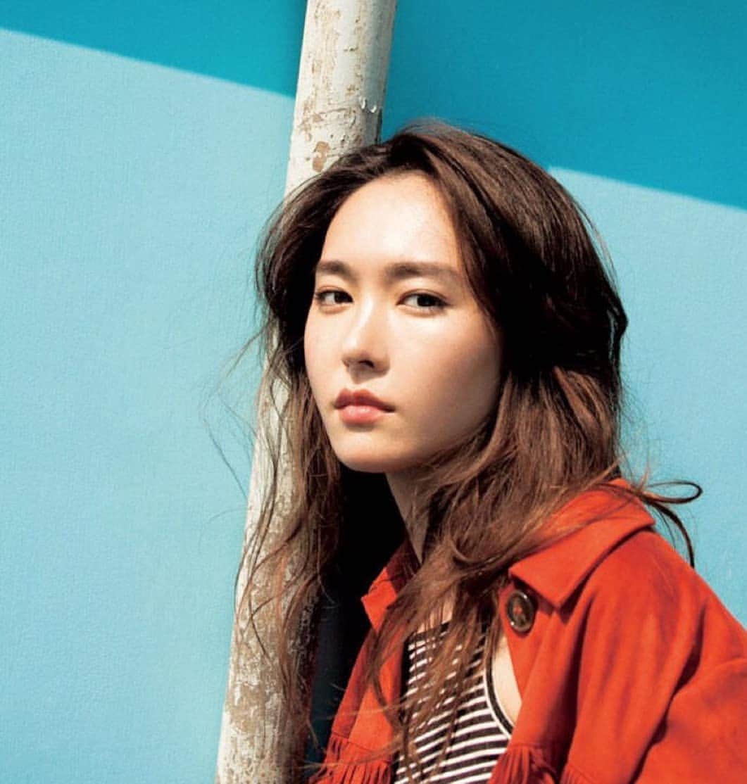 新垣結衣　ファンアカウントのインスタグラム：「美しき結衣ちゃん #新垣結衣#新垣結衣好きな人と繋がりたい」