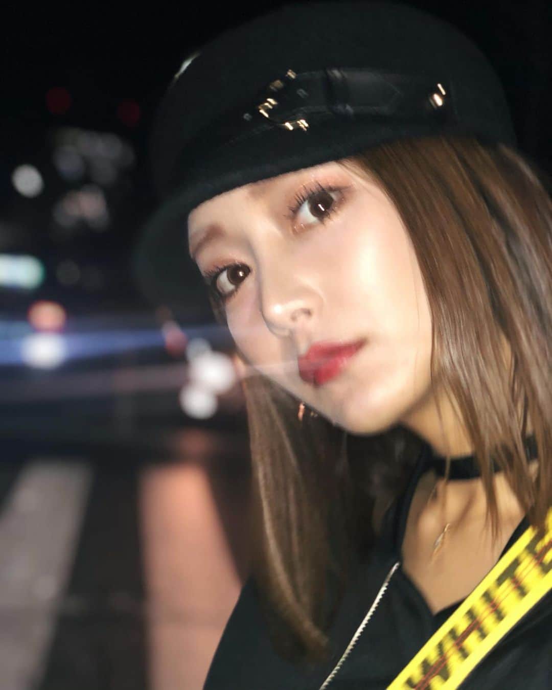 のインスタグラム：「おやすみなさい💋🌙」