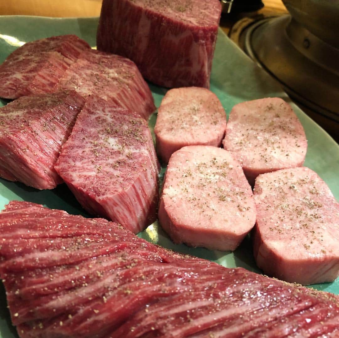 高嶋ちさ子さんのインスタグラム写真 - (高嶋ちさ子Instagram)「久々の#焼肉しみず  やっぱ最高っす 肉はみんなを笑顔にするね〜」1月24日 7時30分 - chisakotakashima