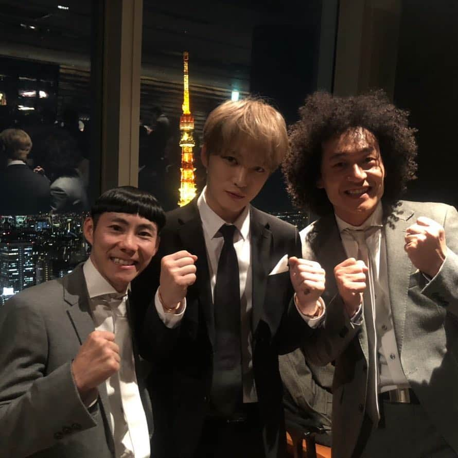 ゴンさんのインスタグラム写真 - (ゴンInstagram)「ジェジュンさんとご挨拶程度ですが初めてお話しさせて頂きました！完全なるスターでした！ 優しくて、カッコイイ！^_^ こりゃ皆さんがファンになるのがわかるなぁ〜  #ジェジュン  さん #ビックスモールン #ケイダッシュ #事務所の新年会」1月20日 4時18分 - bicsmalln_gon