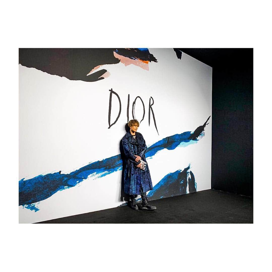 登坂広臣さんのインスタグラム写真 - (登坂広臣Instagram)「@Dior & @mrkimjones #DiorWinter19 #ディオール #Dior @yoon_ambush  #Paris」1月19日 19時39分 - omi.cdl