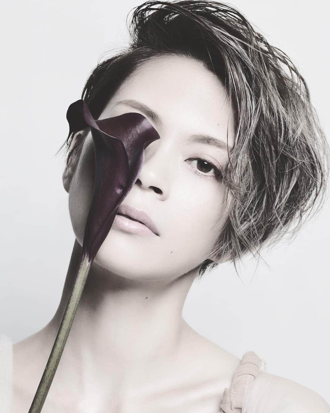 小柳ゆきのインスタグラム：「【出演情報】  2019年3月11日(月) ビッグパレットふくしま にて、 「第8回 福魂祭2019〜Fukushima Soul 2019〜今こそ絆子供たちと共に未来を創ろう」に出演が決定しました‼️ 皆さま是非お越しください😊 #福魂祭」