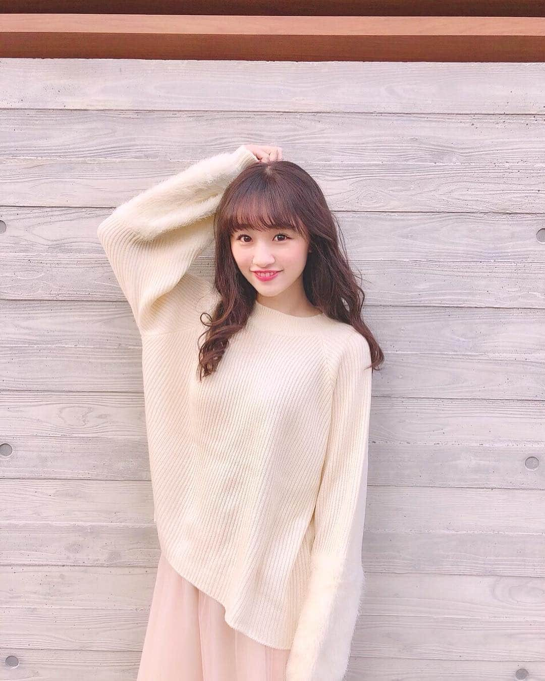 音嶋莉沙さんのインスタグラム写真 - (音嶋莉沙Instagram)「👗Risaコーデ👗﻿ set up❤︎ @tittyandco_com  boots❤︎ @ugg ﻿  このセットアップ可愛い💕﻿ チュールスカート好き🎀﻿ ﻿ ﻿ ﻿ ﻿ ﻿ ﻿ #セットアップ #ティティーアンドコー #Risaコーデ #ootd」1月19日 22時37分 - otoshima_risa