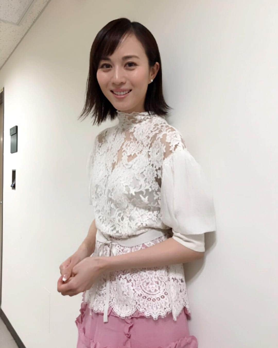 比嘉愛未さんのインスタグラム写真 - (比嘉愛未Instagram)「春色💗 #盤上のアルファ #NHK # BSプレミアム #2月3日OA @leurlogetteofficial」1月20日 12時00分 - higa_manami