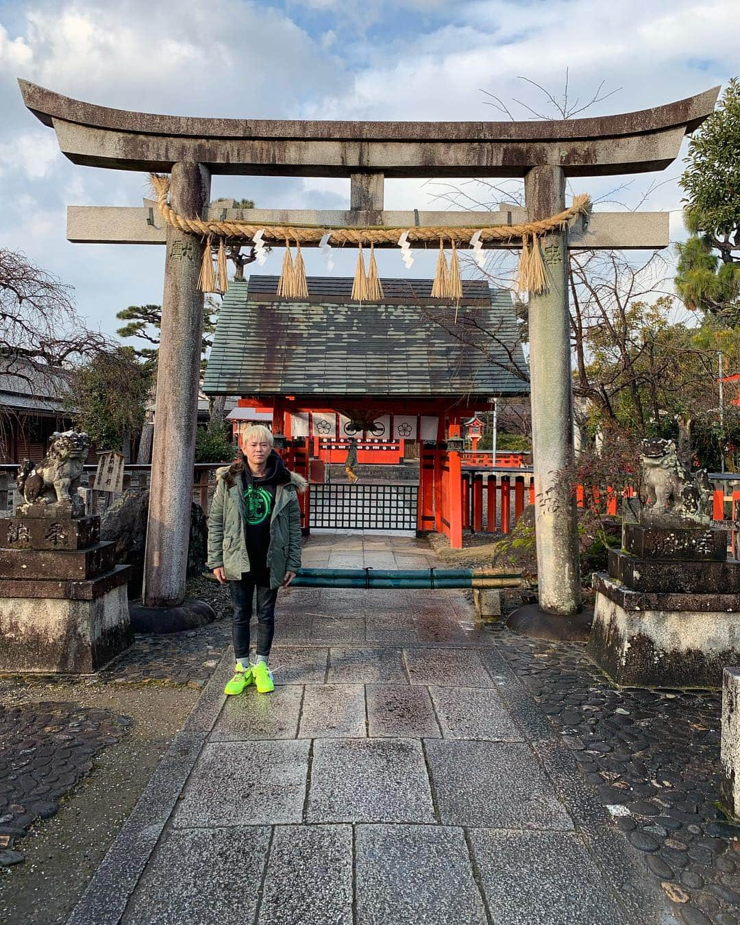 YUICHIROさんのインスタグラム写真 - (YUICHIROInstagram)「. 京都 . 力もらった . K Y O T O .  #車折神社 #芸能神社 #松尾大社 #京都 #Kyoto #power」1月20日 18時38分 - deep_yuichiro_official