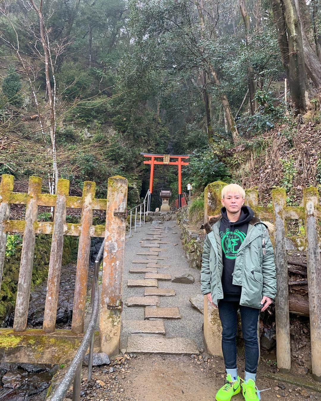 YUICHIROさんのインスタグラム写真 - (YUICHIROInstagram)「. 京都 . 力もらった . K Y O T O .  #車折神社 #芸能神社 #松尾大社 #京都 #Kyoto #power」1月20日 18時38分 - deep_yuichiro_official