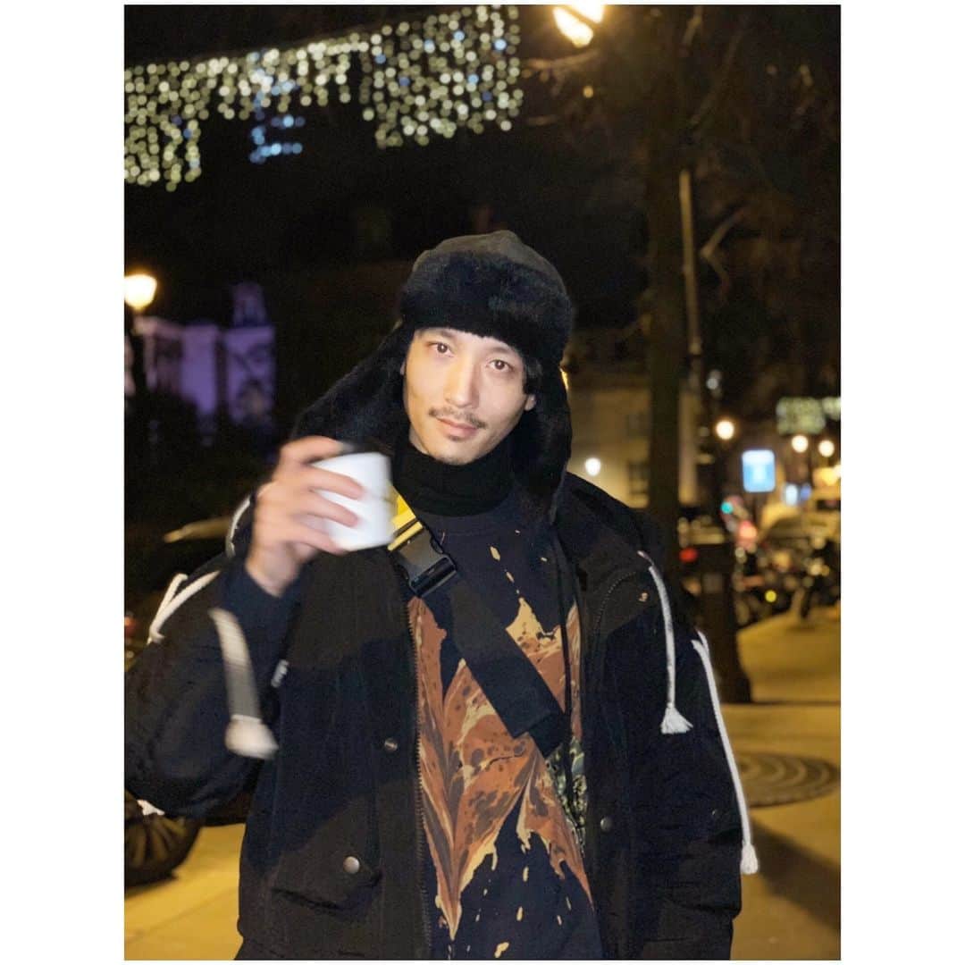 加津塔のインスタグラム：「#instatravel#instafashion#instacoffee #martinmargiela#drisvannoten#marniporter#uniqlo #paris#night#morning」