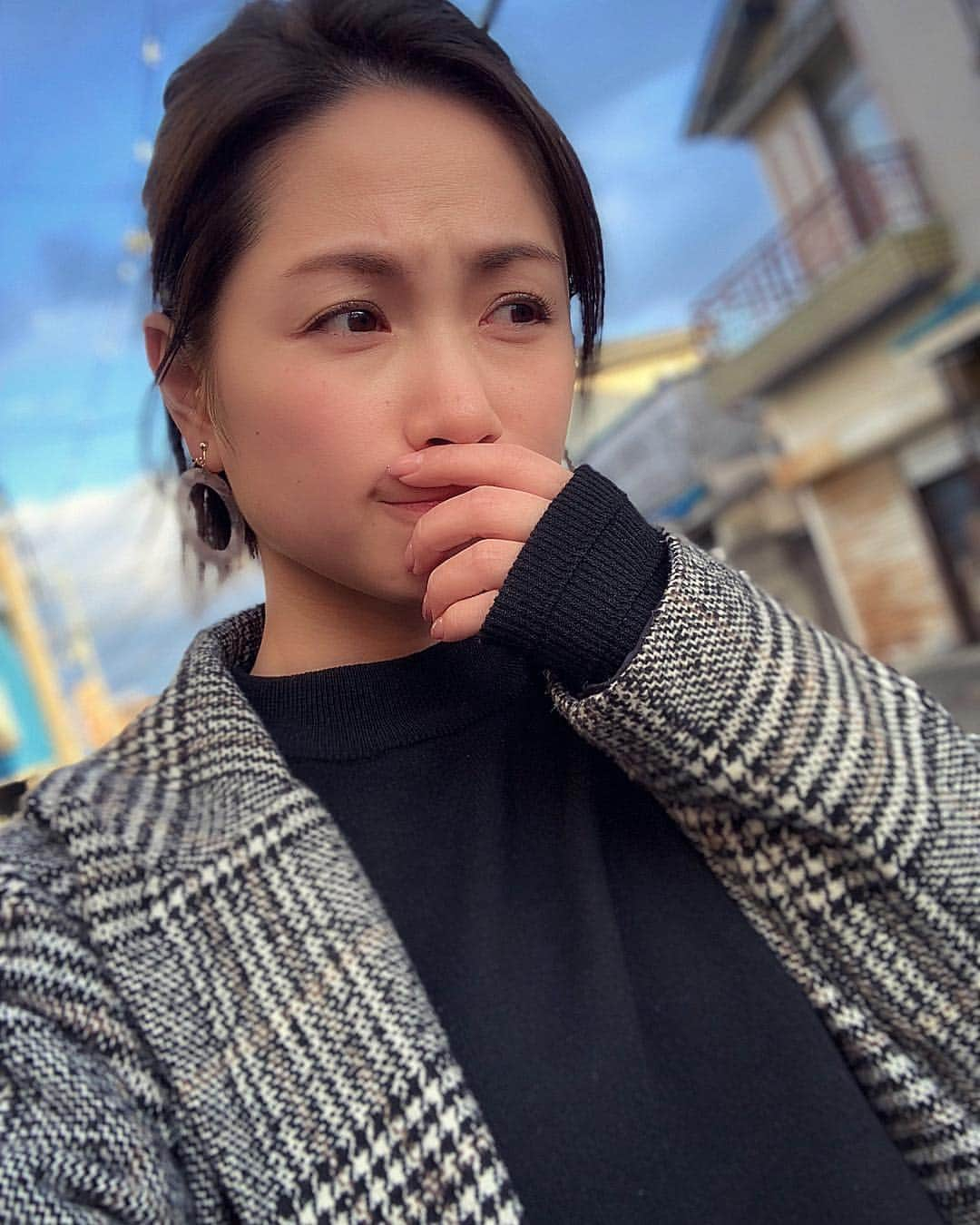 寺田有希さんのインスタグラム写真 - (寺田有希Instagram)「顔面に香水をぶっかけてしまい、今日一日顔がいい匂いでした😂笑 ・ ・ #acquadiparma #やっちまった  #いい匂いだからいいけど #寺田有希 #teradayuki」1月21日 18時18分 - terada_yuki