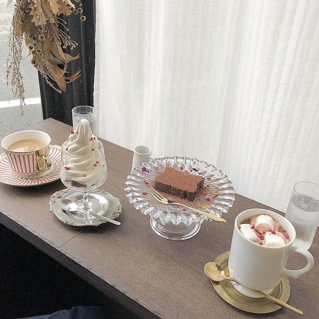 isutaのグルメインスタ