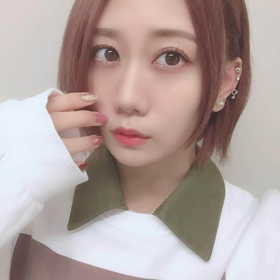 古畑奈和さんのインスタグラム写真 - (古畑奈和Instagram)「最近のヘアカラーはピンク  次もピンクにしようか 違う色にしようか悩む日々」1月22日 20時26分 - nao_furuhata