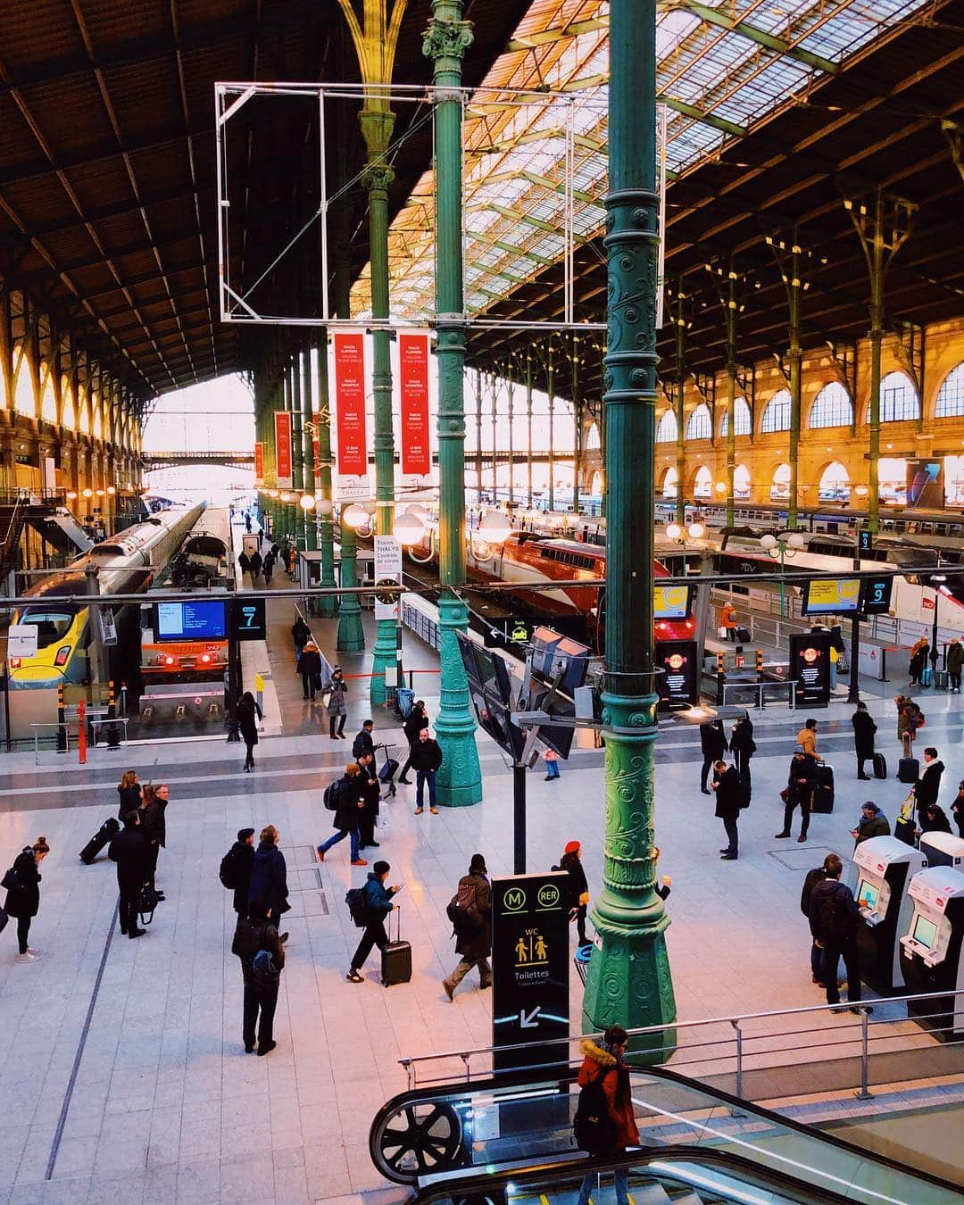 ローラさんのインスタグラム写真 - (ローラInstagram)「London station is very Romantic ☺️♥️🙈」1月22日 21時19分 - rolaofficial