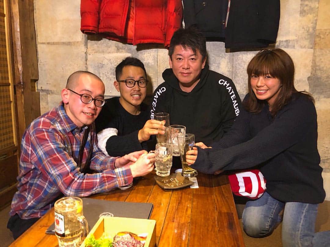 わちみなみのインスタグラム：「23:00〜ドラゴン堀江🐲  今週はセンター試験に密着の回！ タワシさんは寝起きから、吉川さんも？、、堀江さんは雪の地で密着されていました❗️ わたしはいつもボサボサで、センター試験会場に向かいました...🥺 休み時間は受験生4人と講師の方でラインのやりとりをしたのですが、 なんだか笑えてよかった笑  是非、みてください😊  #ドラゴン堀江 #わちみなみ」