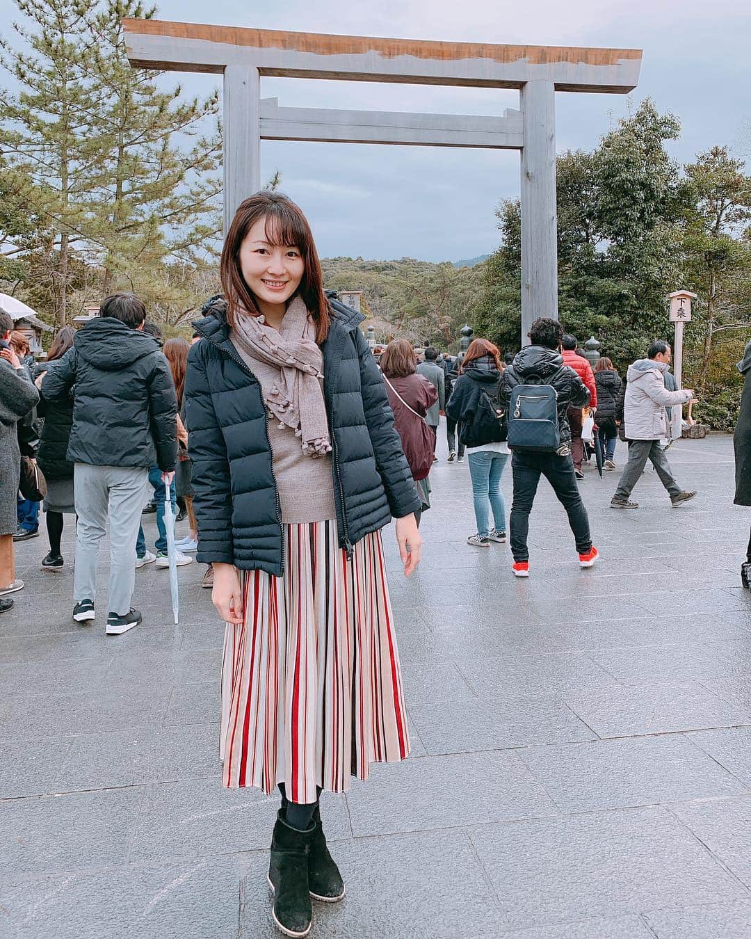 萩美香のインスタグラム：「2019初詣。 #三重県 #伊勢神宮  #いつ訪れても清らかな空気が漂っている  #visitmie」