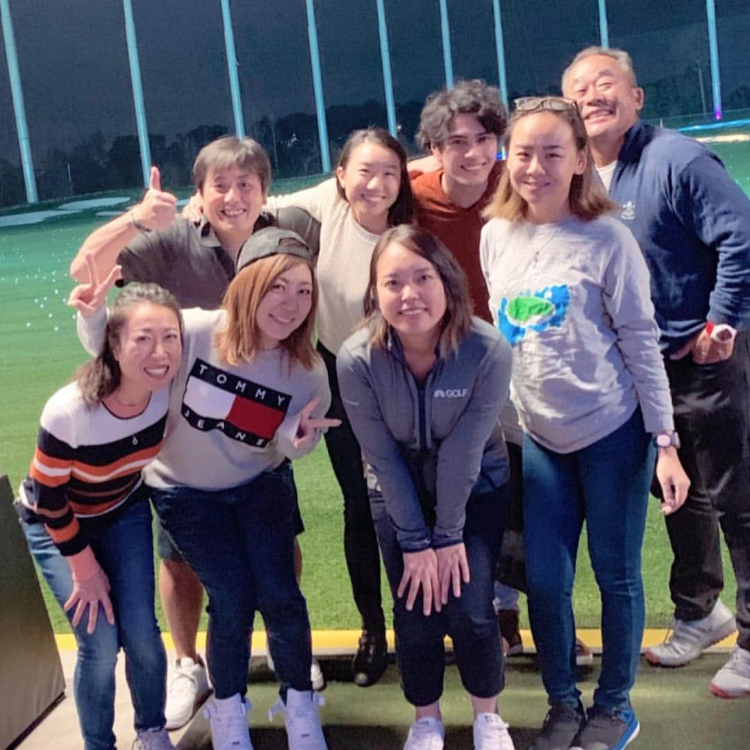 宮里美香さんのインスタグラム写真 - (宮里美香Instagram)「*** 先日、久しぶりにTopgolf⛳️へ行ってきました！！ めっちゃ楽しかった♪ みつきちゃん、誘ってくれてありがとう😊✨ #topgolf #orlando #enjoyedalot  #トップゴルフ #盛り上がって #ちょー楽しかった  #日本にもできてほしい」1月23日 14時38分 - mikamiyazato_official