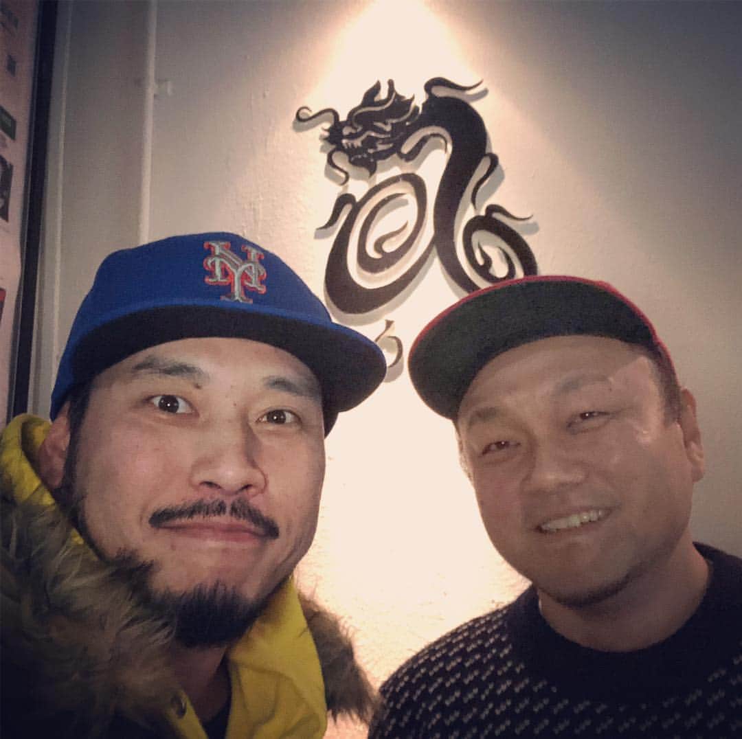 RYO the SKYWALKERのインスタグラム：「ハーレムリハ終わりで、太華くん @taikabeatbox にご挨拶！longtime my aniki !!!!」