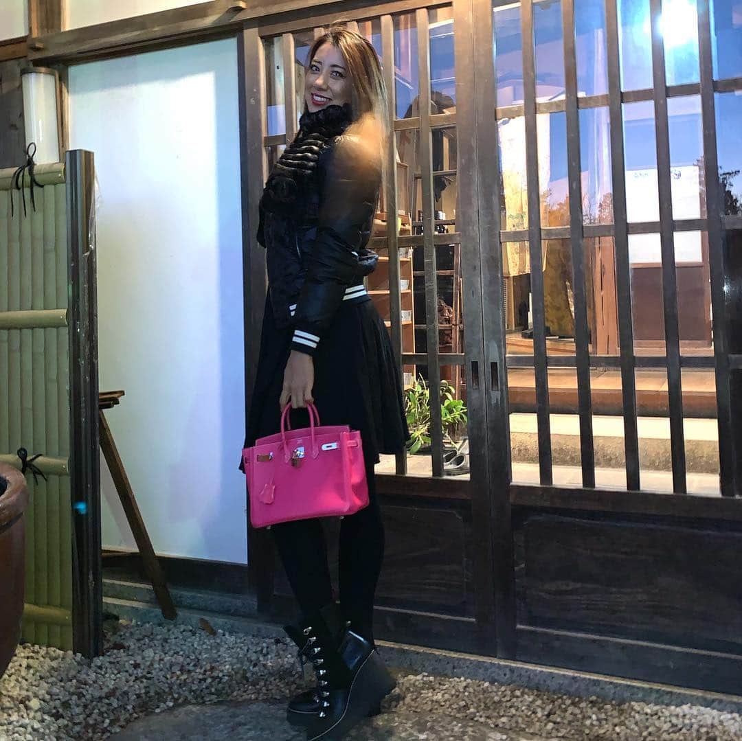 安井友梨のグルメインスタ