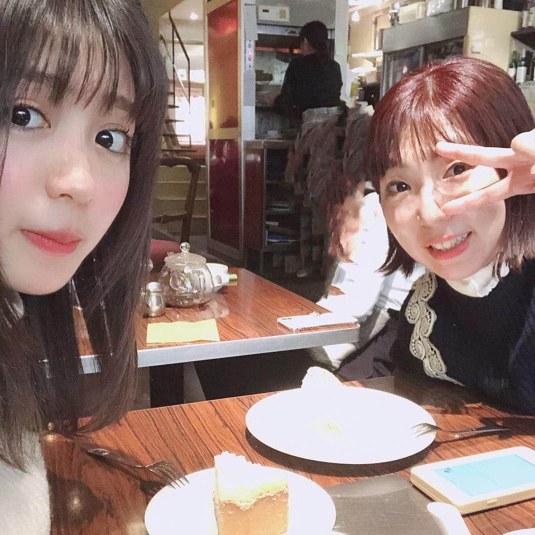 香音さんのインスタグラム写真 - (香音Instagram)「レモン色の壁だったからレモンチーズケーキ食べたんです。🍋 お久しぶりの安藤さん☺︎ . . あんちゃん久しぶりに会えて嬉しかったんだあ〜🤤 .」12月30日 19時58分 - kanon420_official