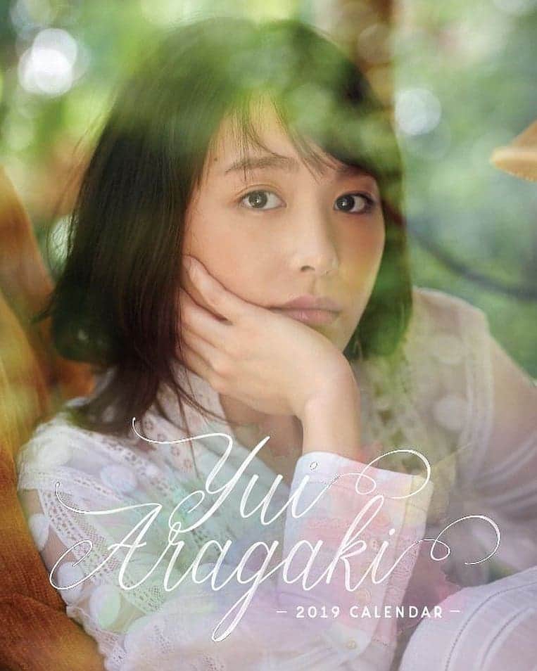のインスタグラム：「・ 【2019 新垣結衣 カレンダー】 ・ #新垣結衣  #ガッキー  #aragakiyui  #gakki #2019  #カレンダー」