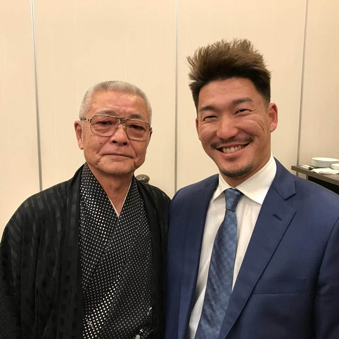 梶谷隆幸のインスタグラム：「我らが野々村直通監督！OB会です。」