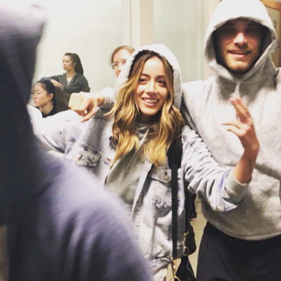 クロエ・ベネットのインスタグラム：「Jeff, I hate how much I love you. Like that Rihanna song. Happy birthday you fuckin gem of a human. #yasqueen」