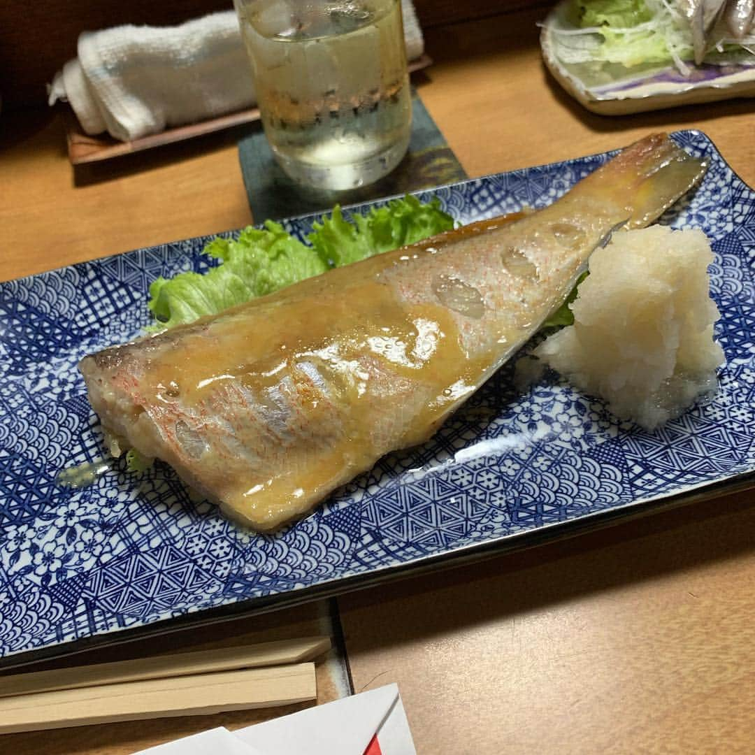 堤俊輔さんのインスタグラム写真 - (堤俊輔Instagram)「@rakutenan の社長&店長に連れて行ってもらった中洲の小料理屋 🍽小福さん✨  ここの料理はマジでヤバイ🤩❗️ 最&高❗️❗️❗️ マジでオススメ✨  #サッカー  #Jリーグ  #福岡  #soccer  #jleague  #fukuoka  #堤俊輔  #ツツスタグラム  #ttmproject  #共につなぐ未来  #チャリティtシャツ #中洲の小料理屋 #小福 #マジで美味い #ツツスタグルメ #最高 #全部の料理の質がハンパない #絶対また行く」12月31日 0時03分 - shunsuketsutsumi.19