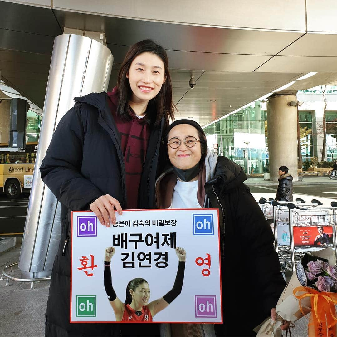 キム・ヨンギョンさんのインスタグラム写真 - (キム・ヨンギョンInstagram)「소중한 추억 하나 ☝🏻🦀 #비밀보장 #간장게장」12月31日 1時09分 - kimyk10