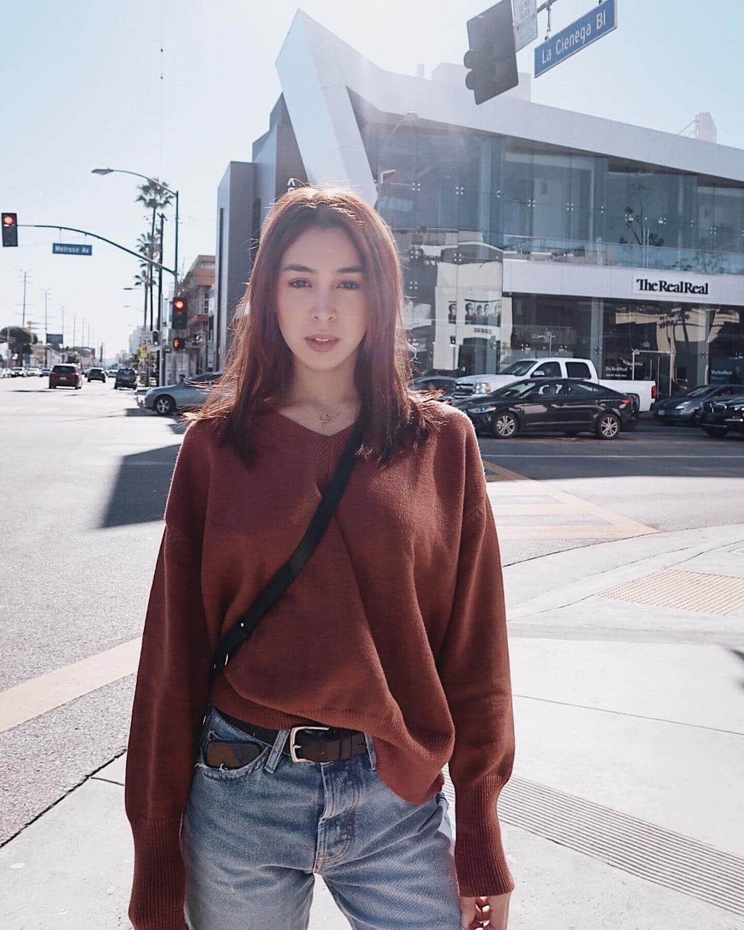 ジュリア バレットのインスタグラム：「golden hour」