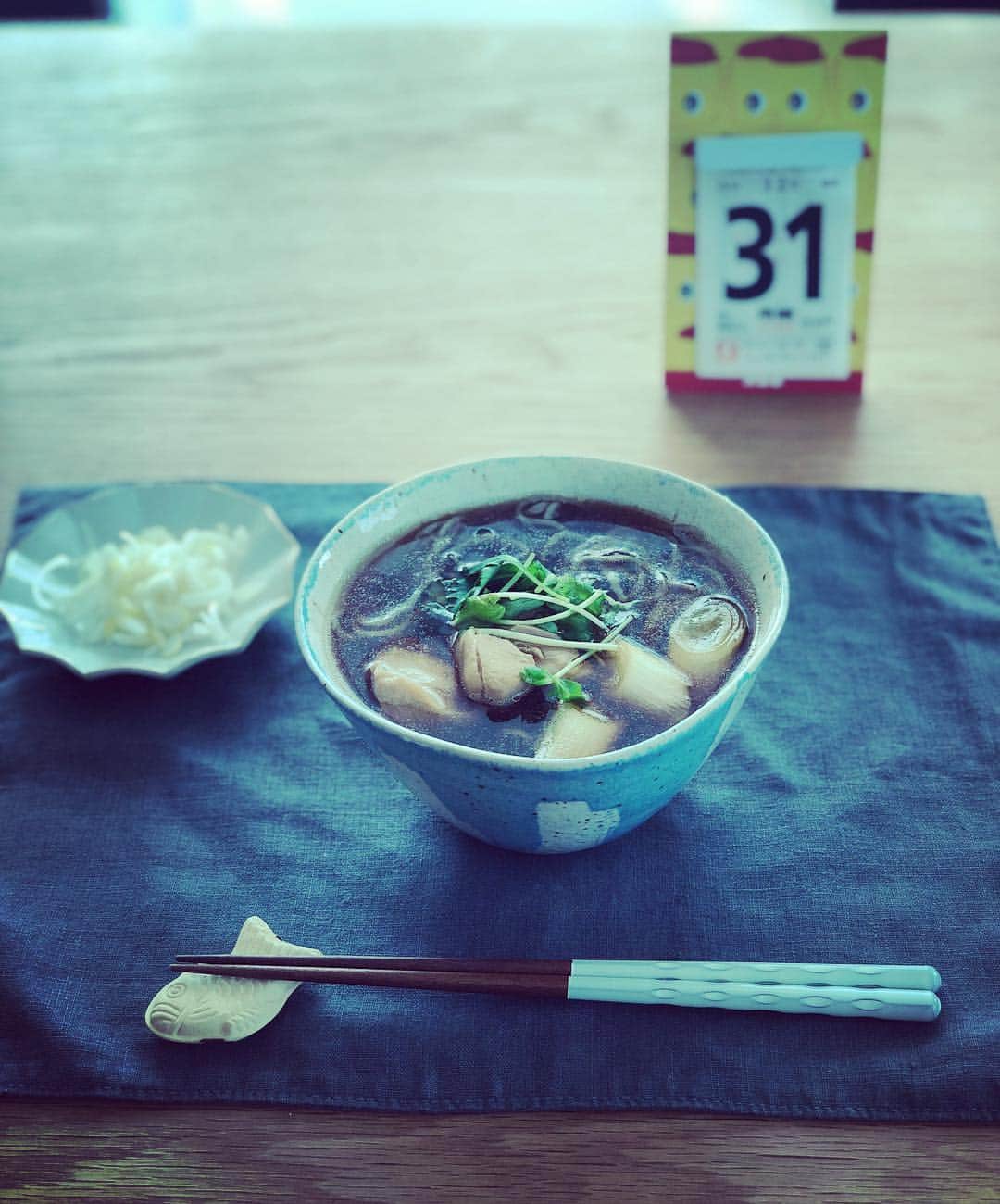 笛木優子のインスタグラム：「大晦日。年越しそばを食べました。 今年一年も大変お世話になりました🥰 ありがとうございました。 良い年末年始をお過ごし下さい😘」