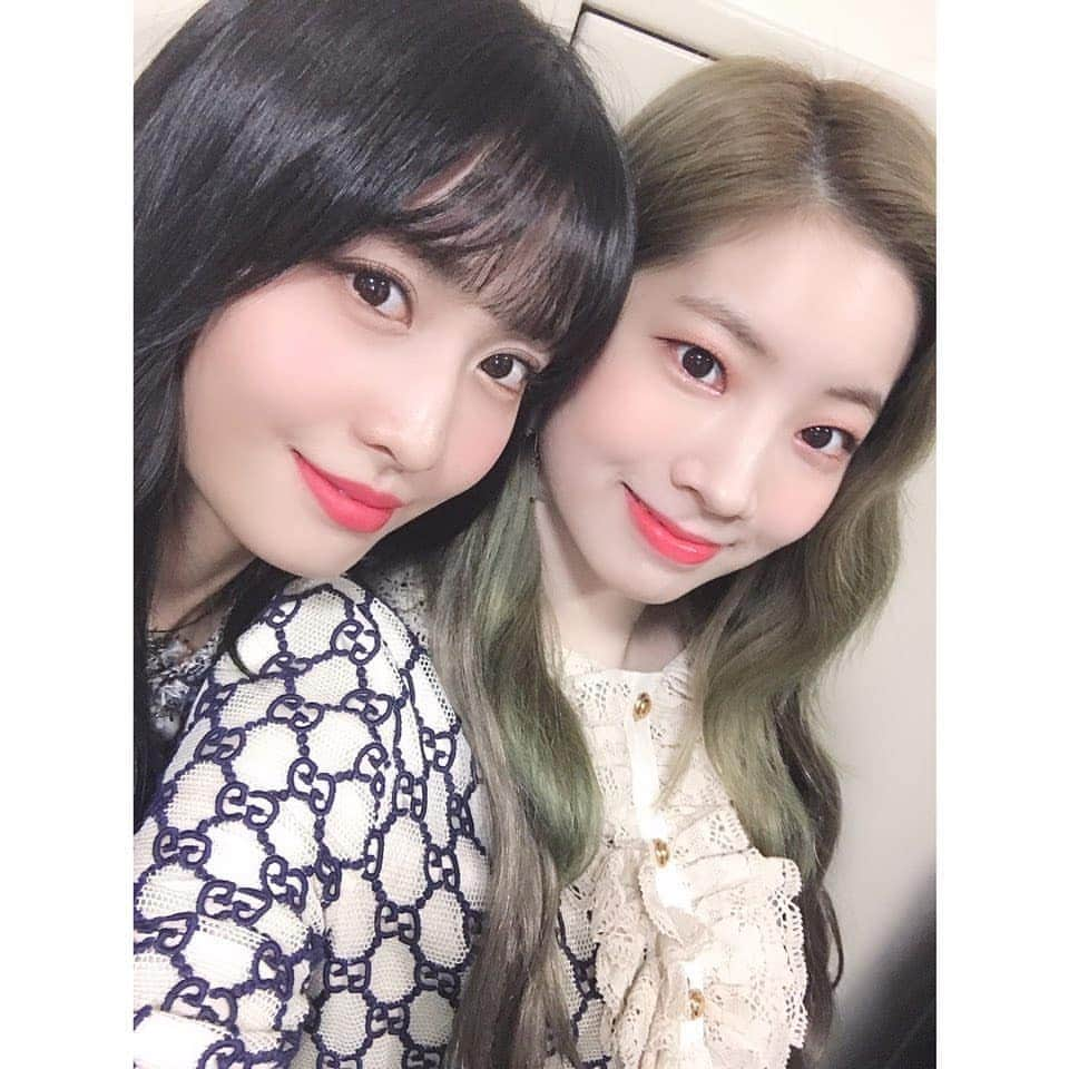 TWICEさんのインスタグラム写真 - (TWICEInstagram)「2018년 안녕..🌸」12月31日 20時06分 - twicetagram