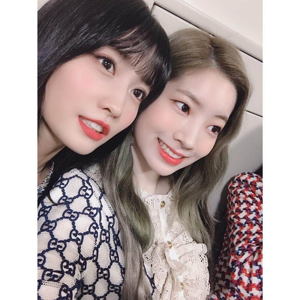 TWICEさんのインスタグラム写真 - (TWICEInstagram)「2018년 안녕..🌸」12月31日 20時06分 - twicetagram