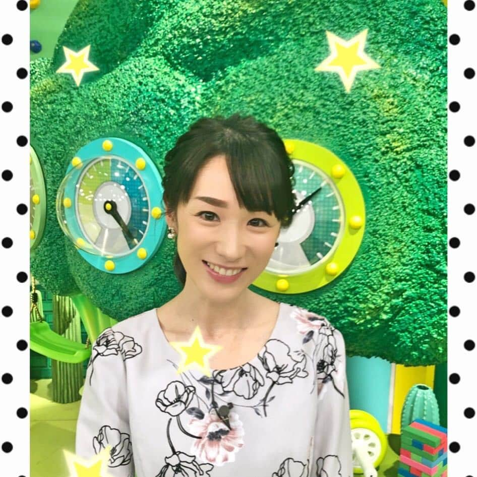 堂真理子さんのインスタグラム写真 - (堂真理子Instagram)「年末年始は、家族と過ごす予定です😊2018年ももうすぐ終わりですね…今年も本当にありがとうございました✨良いお年をお迎えください😊  #堂真理子 #テレビ朝日 #アナウンサー #2018年 #大晦日」12月31日 20時25分 - mariko_do