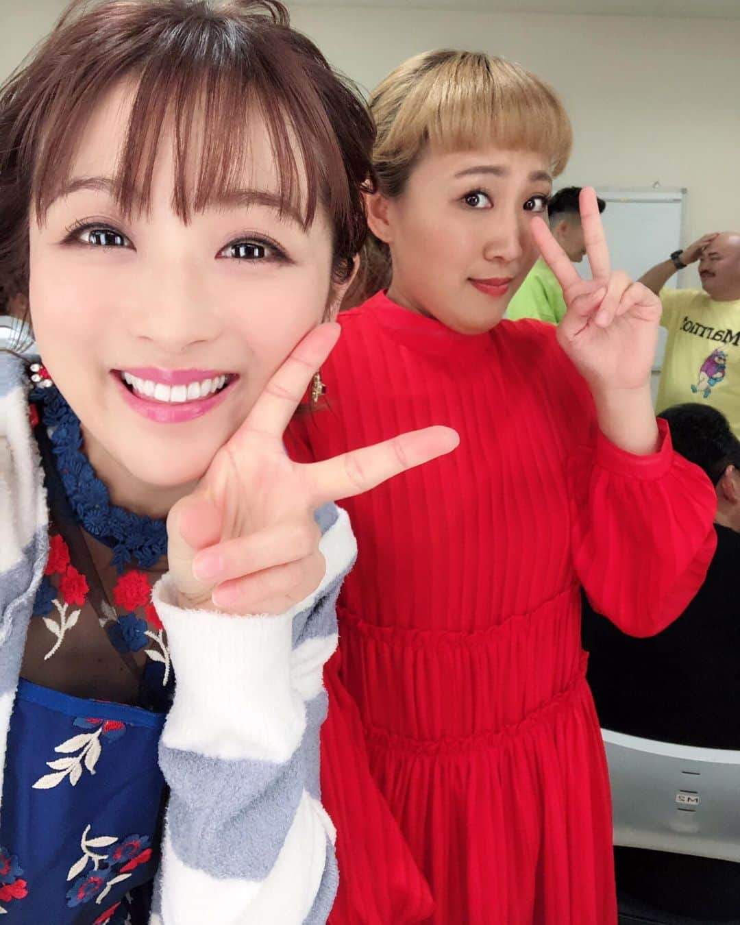 鈴木奈々さんのインスタグラム写真 - (鈴木奈々Instagram)「今夜22時から、 AbemaTV｢賞金総額4億円！モンスト運極BINGO｣の 生放送に出演します♡♡♡ 私の2018年ラストのお仕事です！！ 見てくれたら嬉しいです♡♡♡ #22時から23時半まで生放送 #AbemaTV #モンスト運極BINGO #生放送 #見てね❤️」12月31日 21時19分 - nana_suzuki79