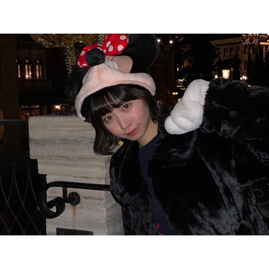 高岡未來のインスタグラム：「2018年沢山お世話になり ありがとうございます🍓 皆さま良いお年をお迎えください！！ 2018.12.31」
