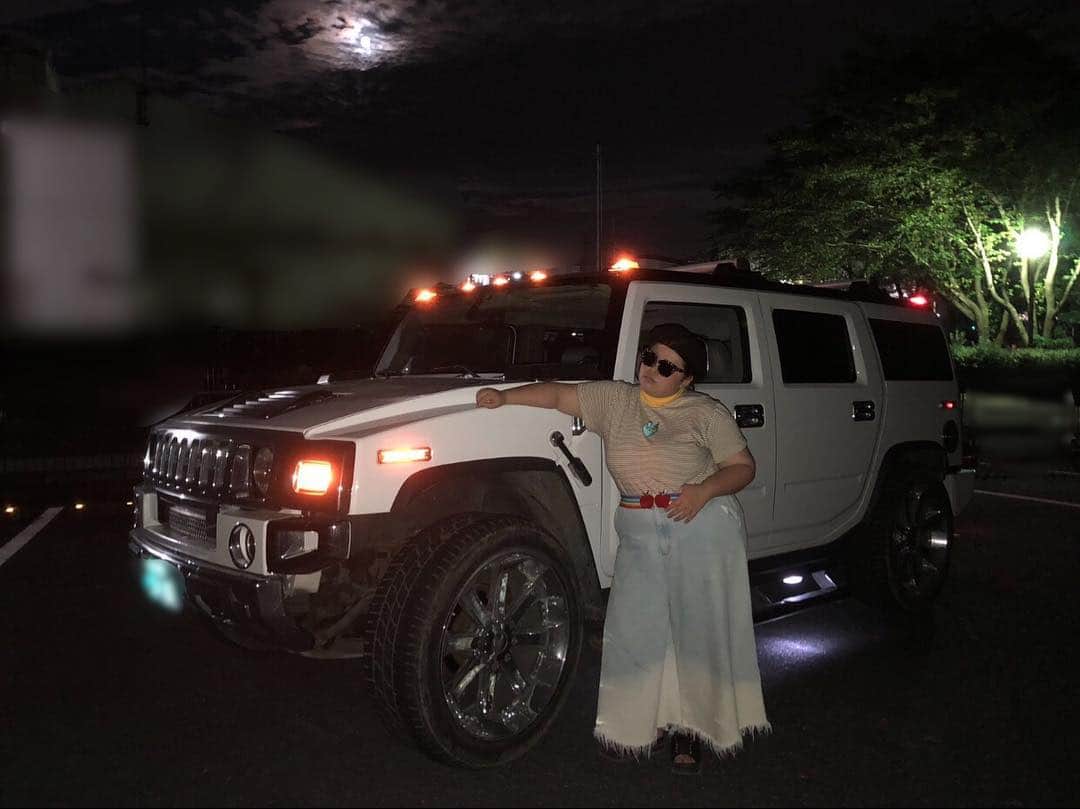 みくぴのインスタグラム：「あけましておめでとうございます🎍 去年は大変みんなにお世話になりました🙇‍♂️ 今年もこんな低浮上クソぴくみでもどうかよろしくお願いします🙇‍♂️🙇‍♂️🙇‍♂️ 良いお年をお過ごしください💓  #watanabenaomi #そっくりさん #Happynewyear #あけおめ #ことよろ」