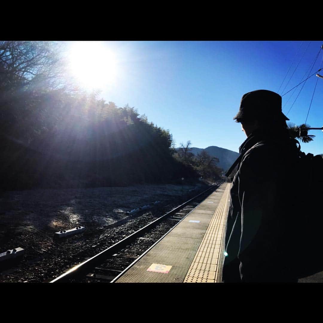 金子大地さんのインスタグラム写真 - (金子大地Instagram)「あけましておめでとうございます。 今年もひとつひとつ頑張ります。  #金子大地」1月1日 0時44分 - daichikaneko_official