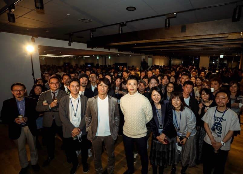 宮市亮さんのインスタグラム写真 - (宮市亮Instagram)「Happy New Year! 2019年も皆様よろしくお願い致します㊗️#2019#universalmusicjapan」1月1日 7時22分 - ryo381