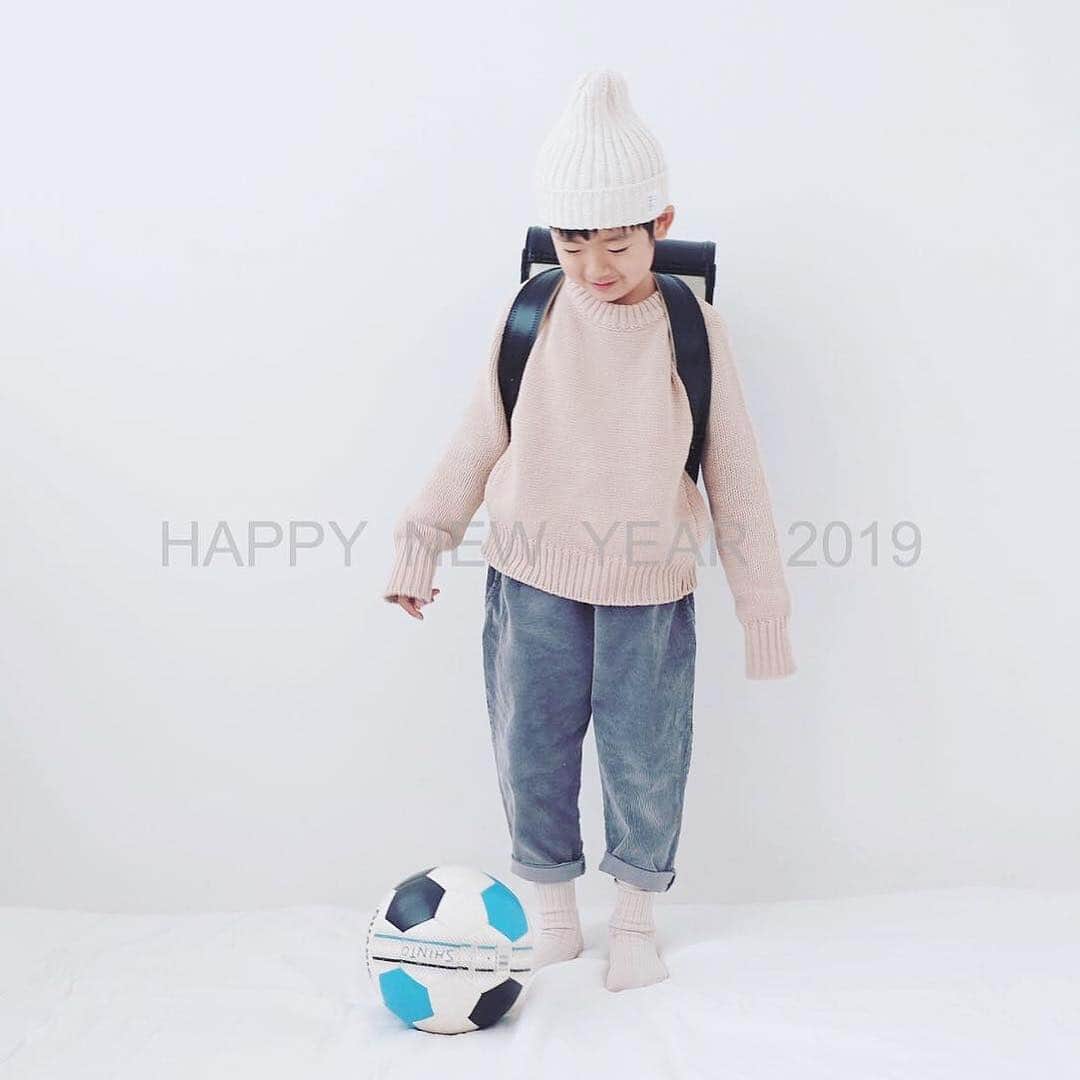 masa_sunのインスタグラム：「2019 . . . . . 本年もどうぞよろしくお願いいたします🙇‍♂️」