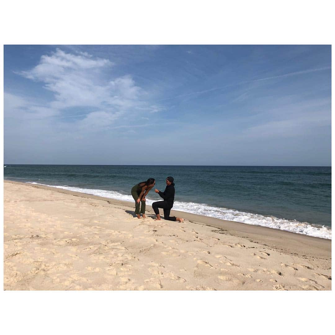 リッキー・ファウラーのインスタグラム：「18 was a great year @allisonstokke ...looking forward to 19!! Happy New Year everyone!! 📷cred @justinthomas34 you’re welcome!」