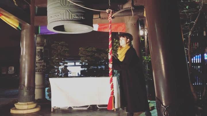 昆夏美のインスタグラム：「. 明けましておめでとうございます。 2019年もよろしくお願い致します。 . マリーアントワネット大阪公演 無事に幕があきました。 15日まで梅田芸術劇場メインホールにて 上演しています。 わたしは14日まで、突っ走りたいと思います！ 応援のほどよろしくお願いします♡ . #マリーアントワネット #梅田芸術劇場 #昆夏美」