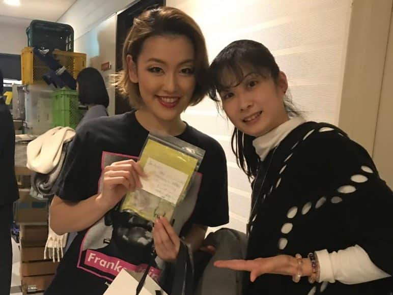 丹羽麻由美さんのインスタグラム写真 - (丹羽麻由美Instagram)「サムシングロッテン！ 東京公演に来てくださった皆様！ ありがとうございました❤️ . パート③ #サムシングロッテン  #musical」1月2日 16時43分 - mayumi912