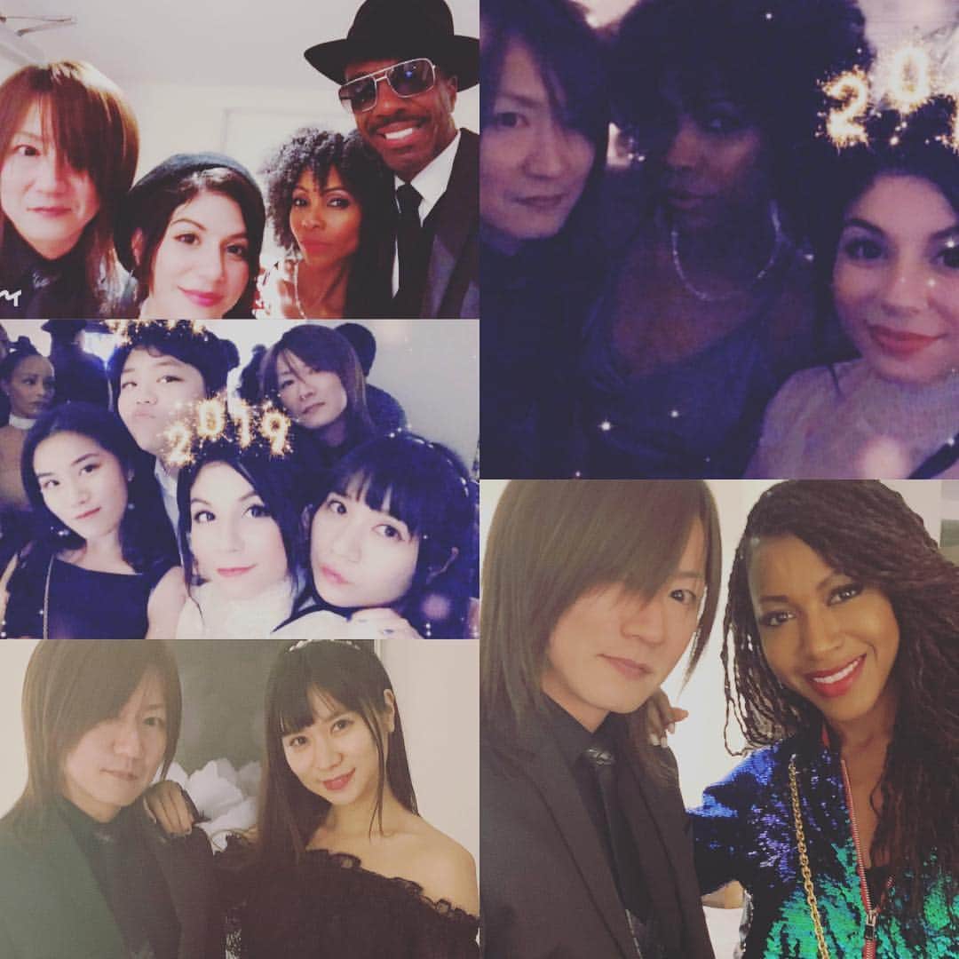 のインスタグラム：「Happy New Year, everyone! Had a good start of 2019 with my friends and families. I will try more things this year so please keep supporting! Hope 2019 will be a wonderful and a peaceful year for everyone!  明けましておめでとうございます㊗️ 2019年、友人やアメリカの家族と共に良いスタートがきれました。本年もより一層精進していきますので、サポートよろしくお願いいたします🤲皆さんにとって、素敵な平和な年になりますように... #party #newyear #2019 #friends #family #love #peace #music #wish」