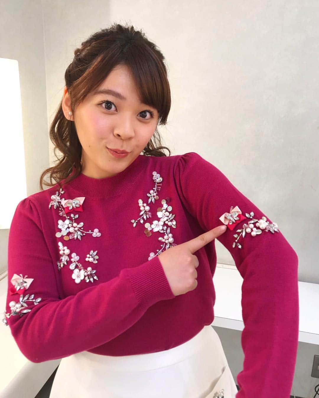 谷元星奈さんのインスタグラム写真 - (谷元星奈Instagram)「* 明けましておめでとうございます🎍 今年もよろしくお願いします✨  きょう、1月2日(水) よる 10:00〜11:30に 『オカムラ調査隊  世界の聖地はスゴかった！』が放送されます🕵🏻‍♂️ * お正月にぴったりのワクワクする内容です🥳 ぜひ、ご覧ください(^o^) * #カンテレ #オカムラ調査隊 #全国ネット #MC は #岡村隆史 さん✨ #美容整形 の#聖地 #韓国 #江南 #💆🏻‍♀️ #旅の聖地 #豪華客船 #シンフォニーオブザシーズ#🚢 #花の聖地 #💐 #年女 です#🐗#アシスタント#衣装 #キラキラ でした」1月2日 12時40分 - tanimoto_seina