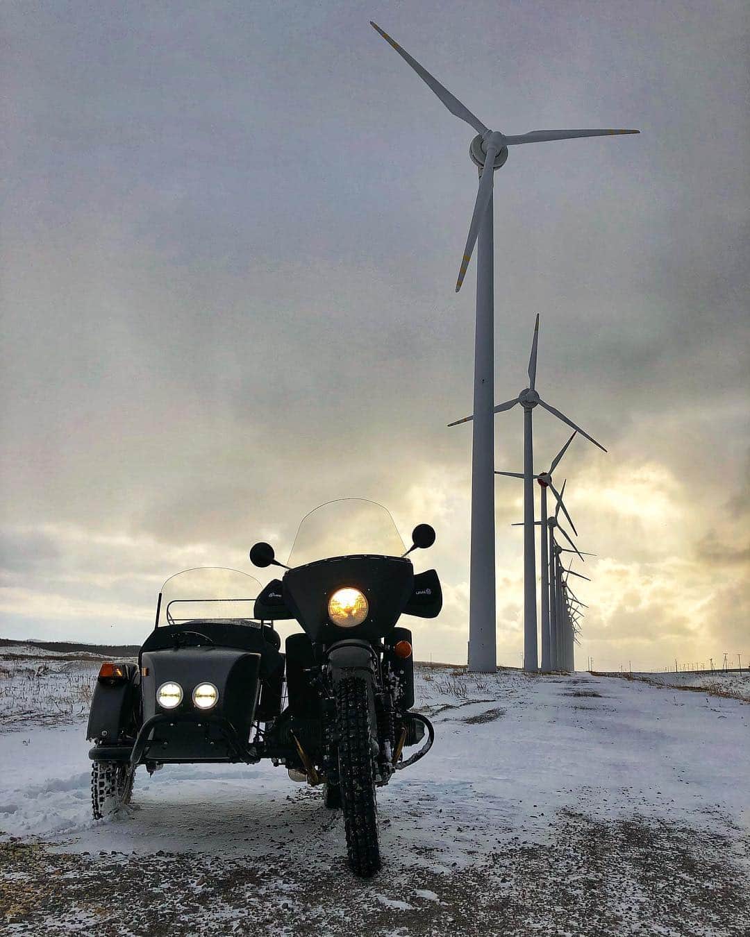 Ural Motorcyclesさんのインスタグラム写真 - (Ural MotorcyclesInstagram)「あけましておめでとうございます from 北海道！ #ウラルアドベンチャー」1月2日 14時41分 - ural_japan_official