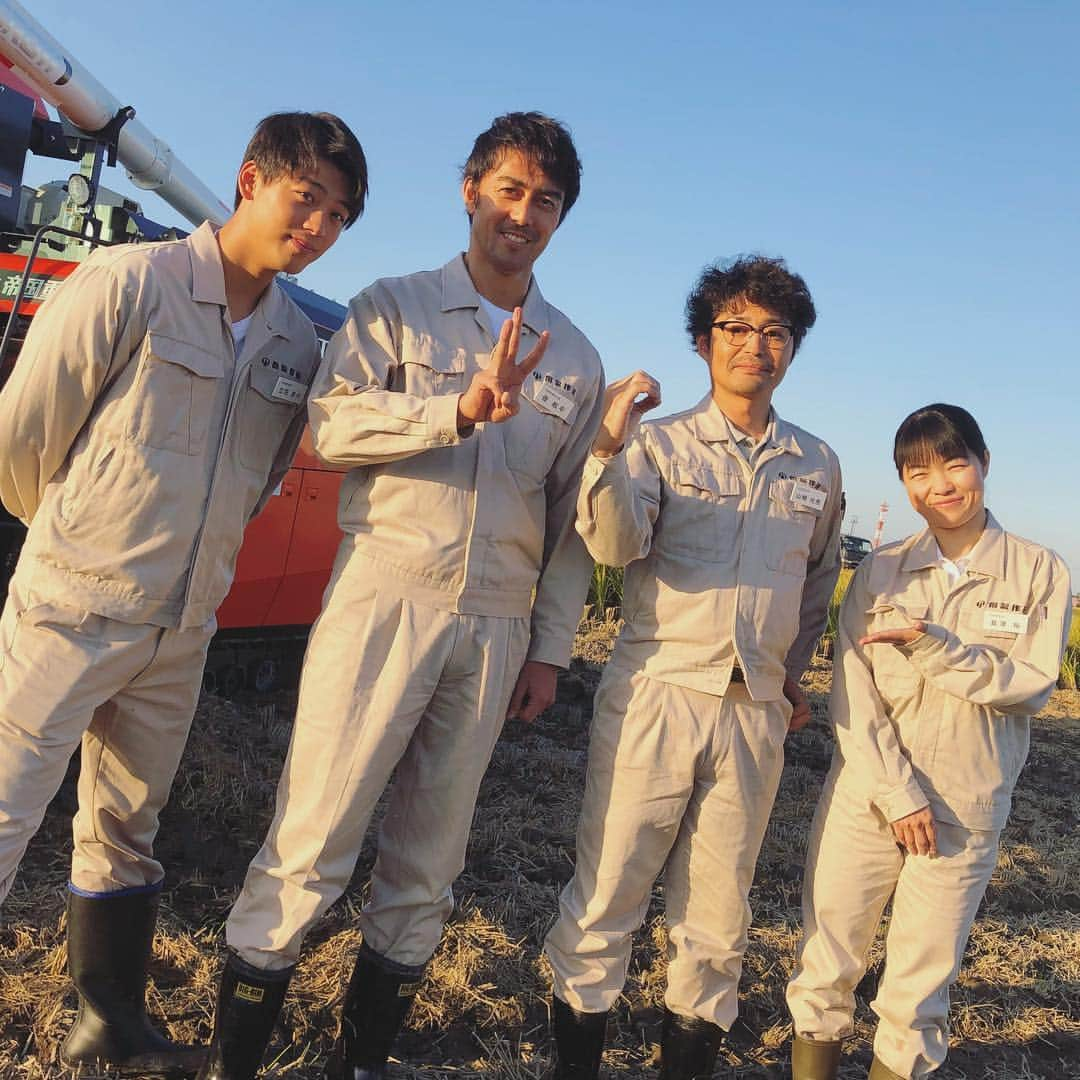 TBS「下町ロケット」のインスタグラム：「‪🎍新春SPまで、あと30分‼️🎍‬ ‪長らく皆様にお届けしていたカウントダウンシリーズもこれで最後になります。‬ ‪今日のSPはこれまでの下町ロケットのその後。佃製作所、ライバル企業に事件が。原作の #池井戸潤 さんが執筆された原作で使わなかったエピソードも映像化しています。ぜひお楽しみ下さい！‬」