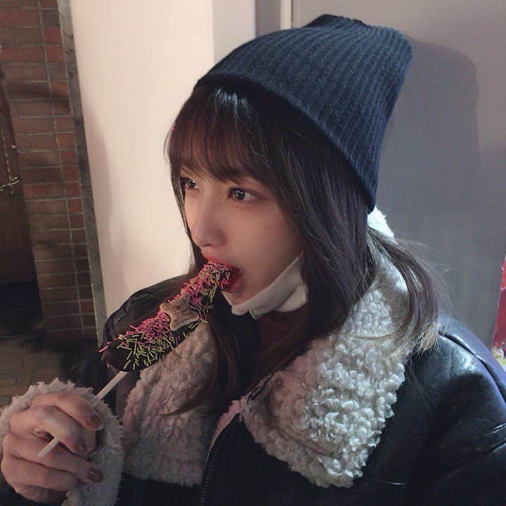 のインスタグラム：「. 2019㊗️ 初詣の1番の狙いは屋台です 永遠に食したい」