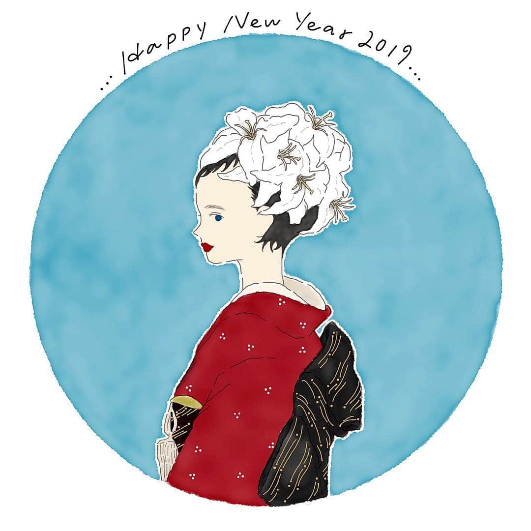 古谷有美さんのインスタグラム写真 - (古谷有美Instagram)「🇯🇵 明けましておめでとうございます 上海から帰ってきました。 今年も健やかな心とからだで 周りへの感謝と自分への誇りを忘れず みなさんの365日が過ぎていきますように！ ・ ・ Wishing you ALL a year full of gratitude for people you love, self-respect for who you are, and good health both inside and out! Happy new year 2019! ・ ・ #happynewyear #みんみん画伯 #2019」1月3日 15時33分 - yuumifuruya